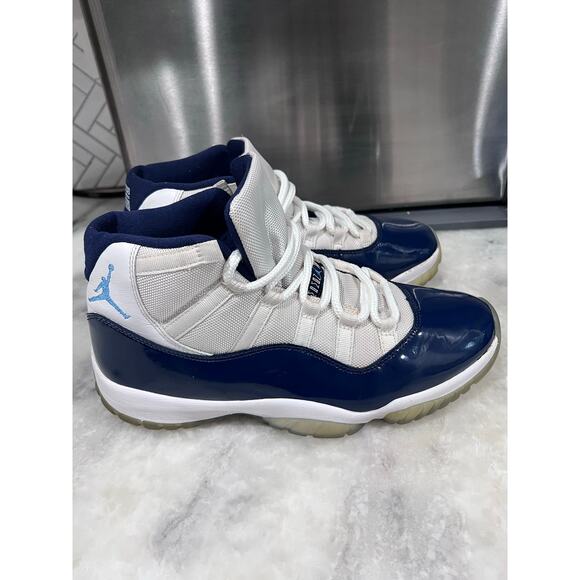 Nike Air Jordan 11 Retro Win Like 82 White Navy UNC Men’s Size 10.5 378037-123 main image 5